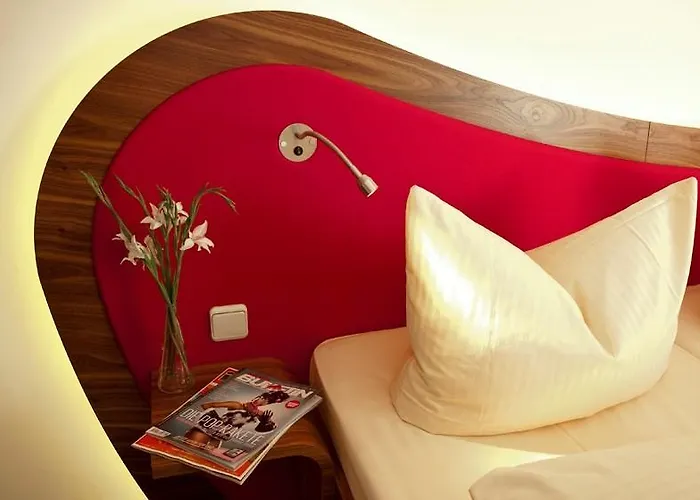 Cocoon Stachus Hotel 3*