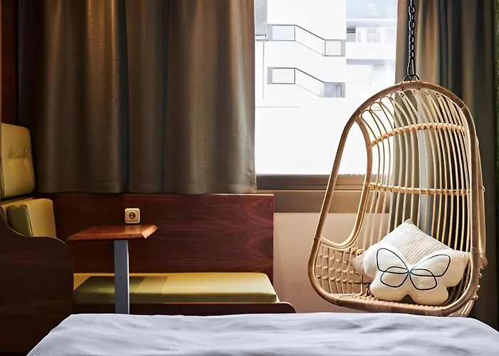 Cocoon Stachus Hotel 3*