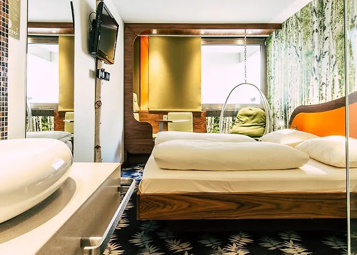 Cocoon Stachus 3* Munich