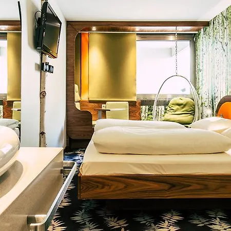 Cocoon Stachus 3* מינכן