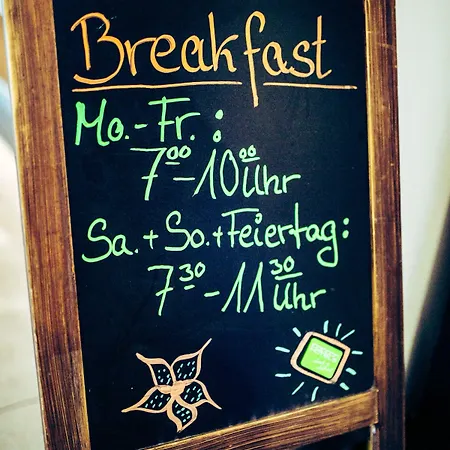 Cocoon Stachus Hotel 3*